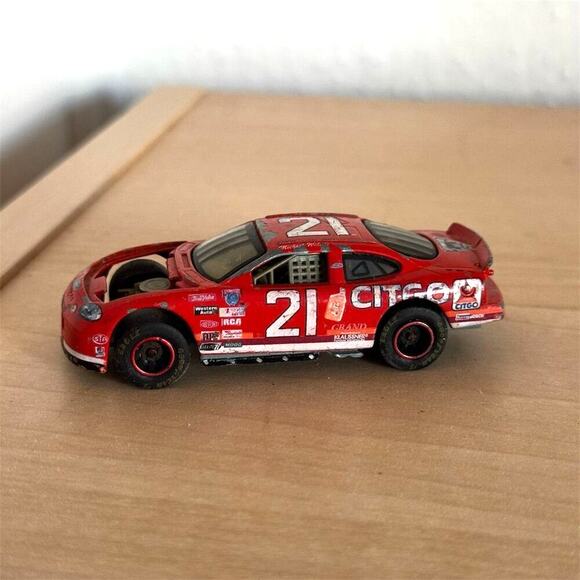 Vintage 90s Michael Waltrip #21 Citgo Autographed NASCAR Diecast Model Car - Picture 2 of 7